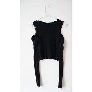Cold shoulder Cropped sweater